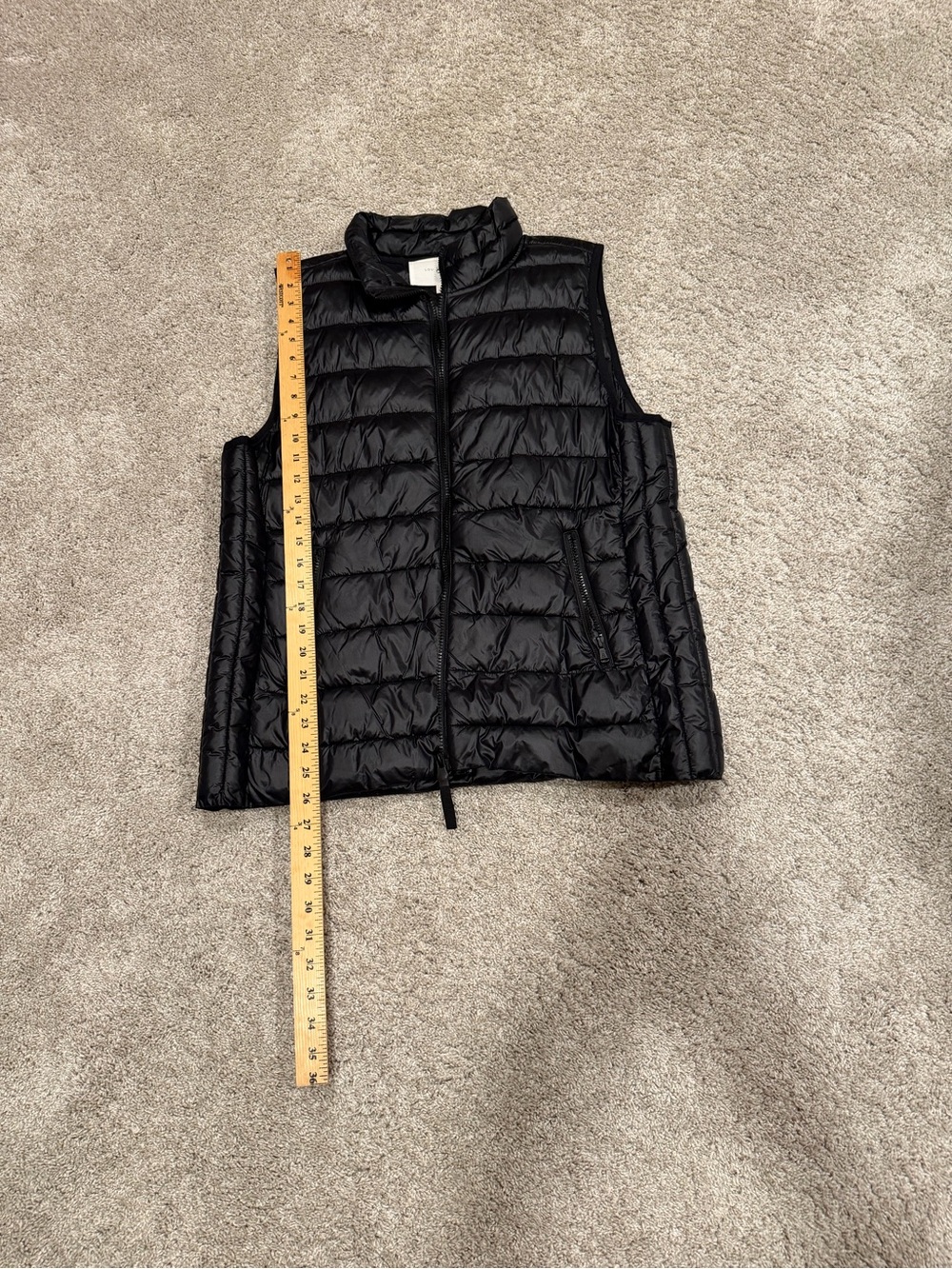 Lou & Grey Black Lightweight Quilted Vest
